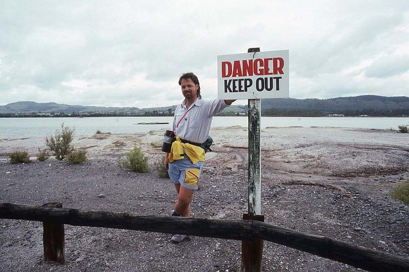 WT 0200 020-29 New Zealand.jpg